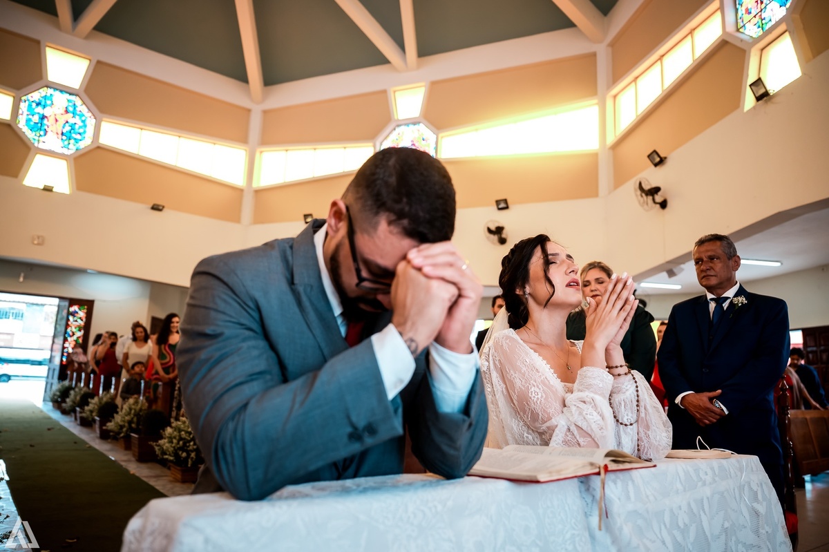 Wedding Casamento Buffet Making Off Decoração Cerimonialista Fotógrafo Vestido Noiva Noivo Camila Hoffmann Cerimonial Elimeire Assessoria de Evento Dani Vidal Vila Nova La Belle Maison Lena Buffet Casarão Penedo Diva Buffet Buquê Resende Penedo Itatiaia