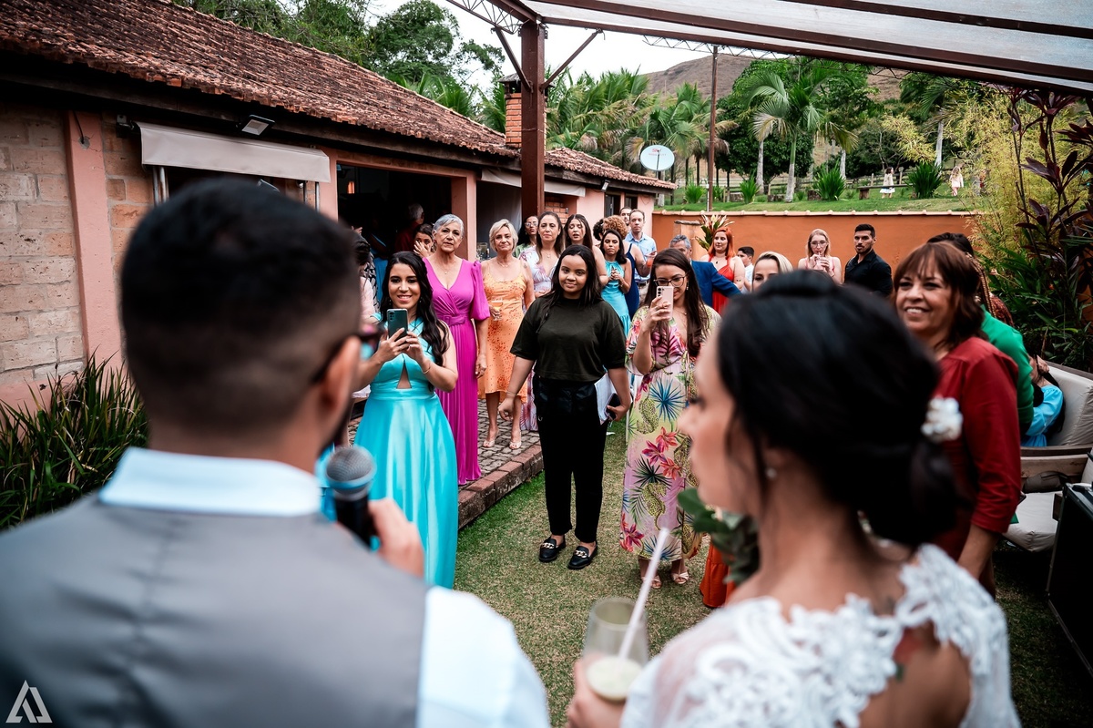 Wedding Casamento Buffet Making Off Decoração Cerimonialista Fotógrafo Vestido Noiva Noivo Camila Hoffmann Cerimonial Elimeire Assessoria de Evento Dani Vidal Vila Nova La Belle Maison Lena Buffet Casarão Penedo Diva Buffet Buquê Resende Penedo Itatiaia