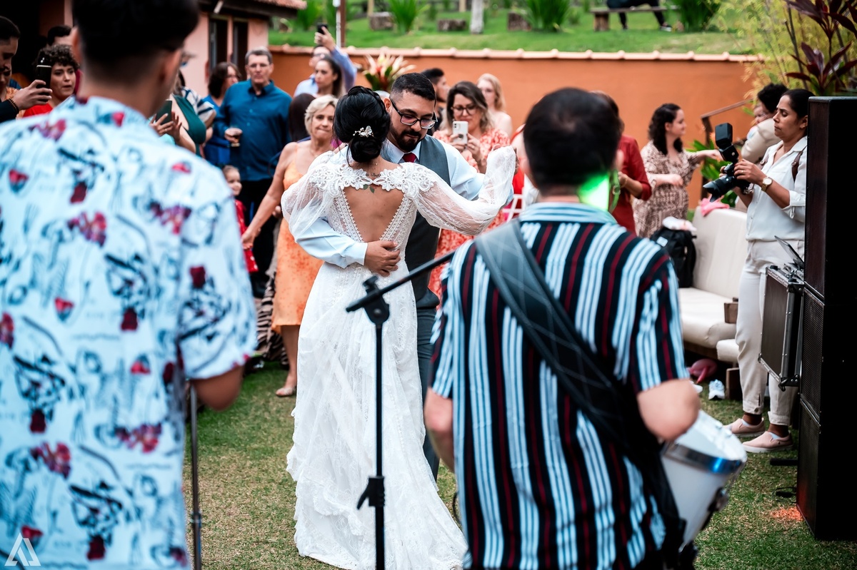 Wedding Casamento Buffet Making Off Decoração Cerimonialista Fotógrafo Vestido Noiva Noivo Camila Hoffmann Cerimonial Elimeire Assessoria de Evento Dani Vidal Vila Nova La Belle Maison Lena Buffet Casarão Penedo Diva Buffet Buquê Resende Penedo Itatiaia