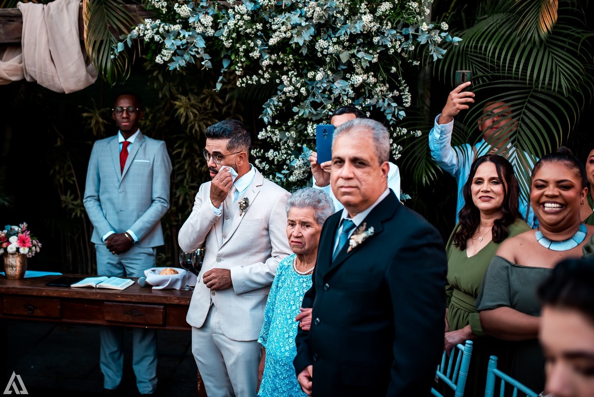 Wedding Casamento Buffet Making Off Decoração Cerimonialista Fotógrafo Vestido Noiva Noivo Camila Hoffmann Cerimonial Elimeire Assessoria de Evento Dani Vidal Vila Nova La Belle Maison Lena Buffet Casarão Penedo Diva Buffet Buquê Resende Penedo Itatiaia