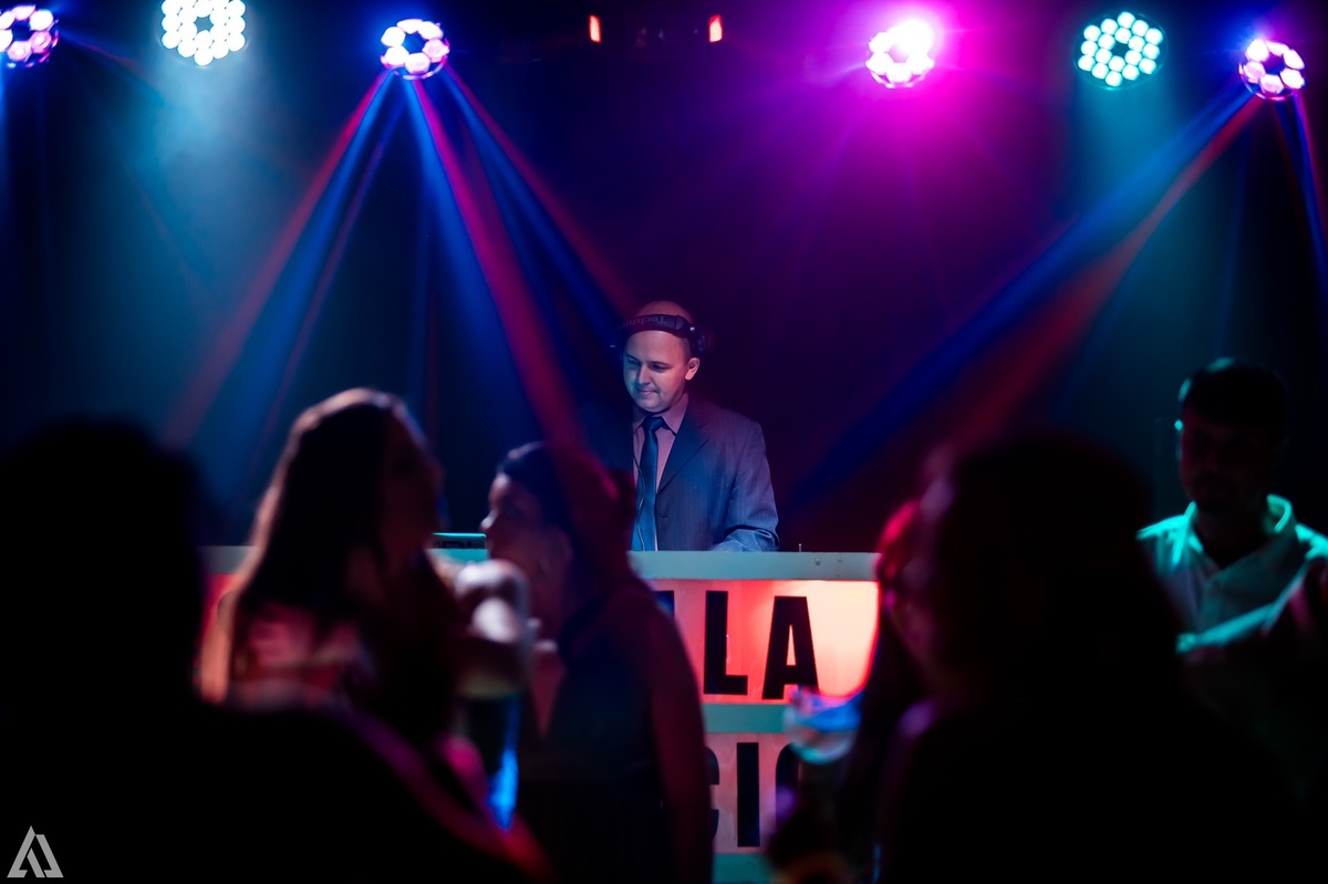 Wedding Casamento Buffet Making Off Decoração Cerimonialista Fotógrafo Vestido Noiva Noivo Camila Hoffmann Cerimonial Elimeire Assessoria de Evento Dani Vidal Vila Nova La Belle Maison Lena Buffet Casarão Penedo Diva Buffet Buquê Resende Penedo Itatiaia