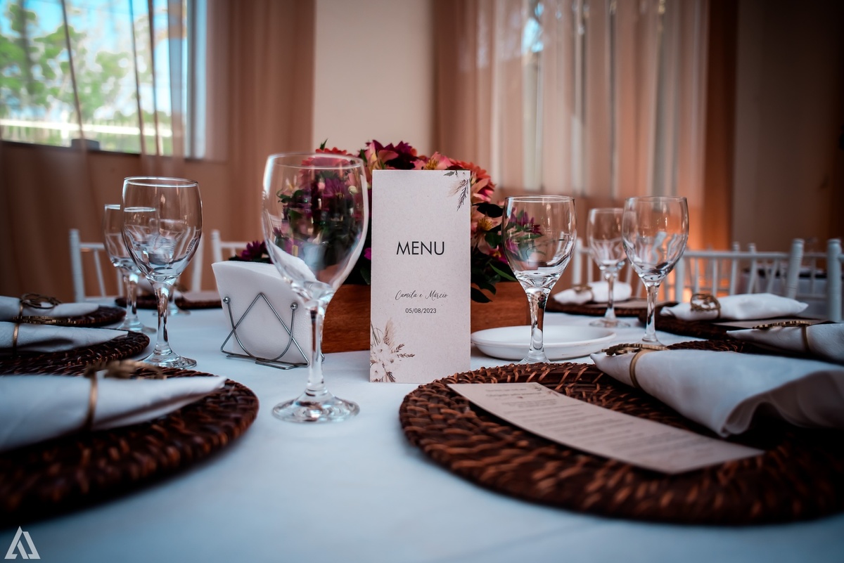 Wedding Casamento Buffet Making Off Decoração Cerimonialista Fotógrafo Vestido Noiva Noivo Camila Hoffmann Cerimonial Elimeire Assessoria de Evento Dani Vidal Vila Nova La Belle Maison Lena Buffet Casarão Penedo Diva Buffet Buquê Resende Penedo Itatiaia