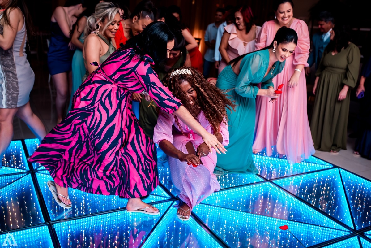 Wedding Casamento Buffet Making Off Decoração Cerimonialista Fotógrafo Vestido Noiva Noivo Camila Hoffmann Cerimonial Elimeire Assessoria de Evento Dani Vidal Vila Nova La Belle Maison Lena Buffet Casarão Penedo Diva Buffet Buquê Resende Penedo Itatiaia