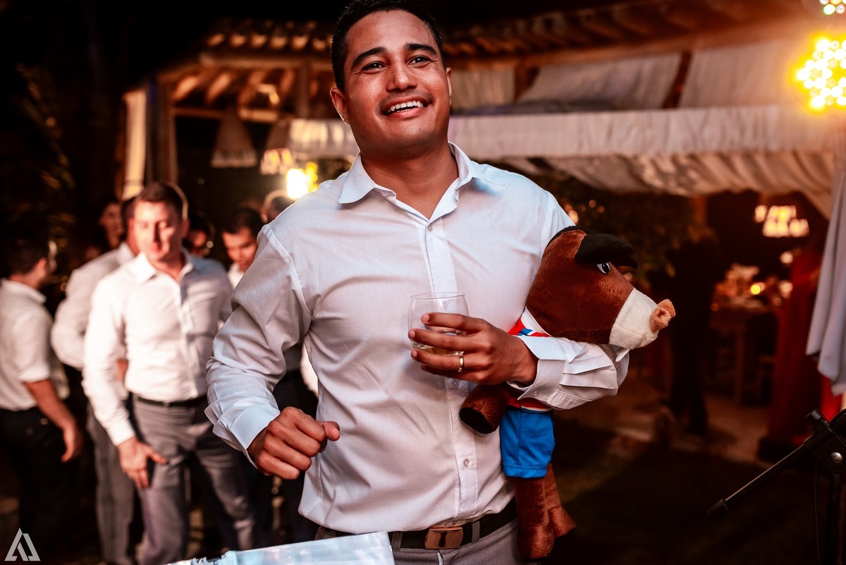 Wedding Casamento Buffet Making Off Decoração Cerimonialista Fotógrafo Vestido Noiva Noivo Camila Hoffmann Cerimonial Elimeire Assessoria de Evento Dani Vidal Vila Nova La Belle Maison Lena Buffet Casarão Penedo Diva Buffet Buquê Resende Penedo Itatiaia