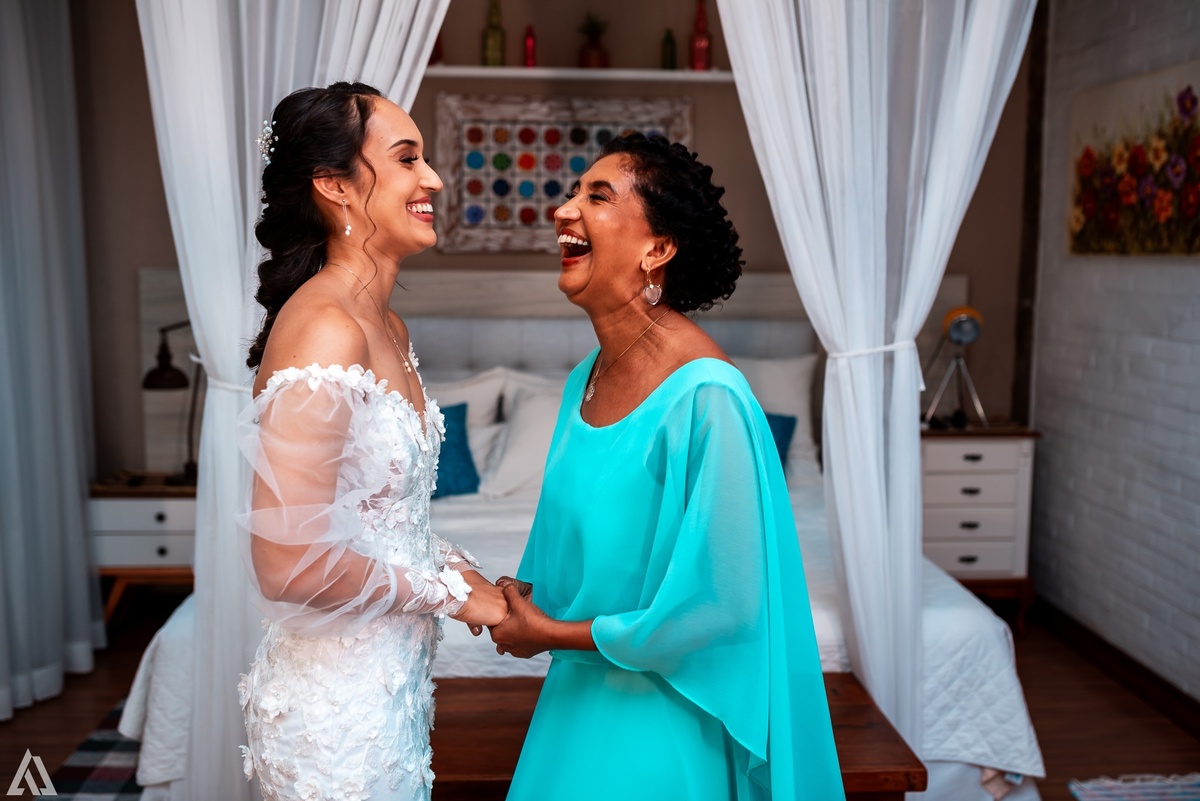 Wedding Casamento Buffet Making Off Decoração Cerimonialista Fotógrafo Vestido Noiva Noivo Camila Hoffmann Cerimonial Elimeire Assessoria de Evento Dani Vidal Vila Nova La Belle Maison Lena Buffet Casarão Penedo Diva Buffet Buquê Resende Penedo Itatiaia