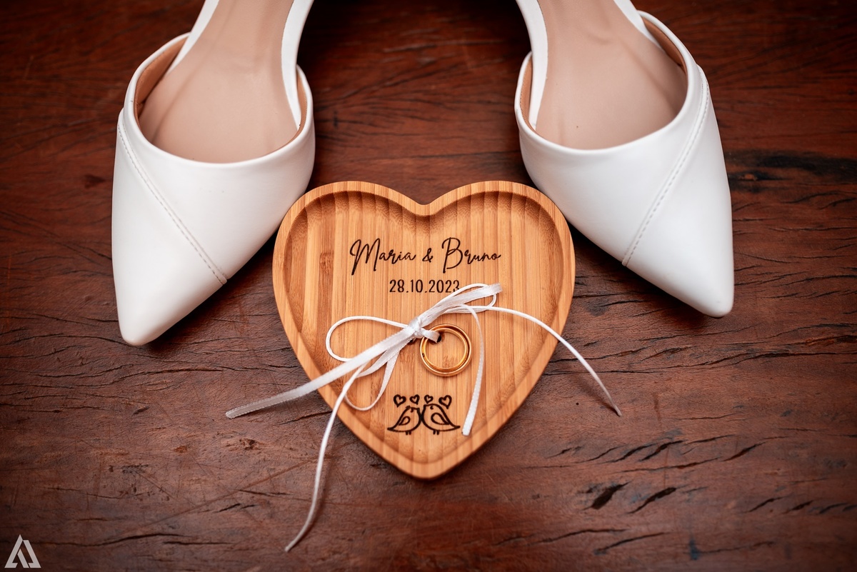 Wedding Casamento Buffet Making Off Decoração Cerimonialista Fotógrafo Vestido Noiva Noivo Camila Hoffmann Cerimonial Elimeire Assessoria de Evento Dani Vidal Vila Nova La Belle Maison Lena Buffet Casarão Penedo Diva Buffet Buquê Resende Penedo Itatiaia