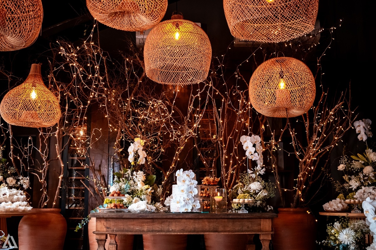 Wedding Casamento Buffet Making Off Decoração Cerimonialista Fotógrafo Vestido Noiva Noivo Camila Hoffmann Cerimonial Elimeire Assessoria de Evento Dani Vidal Vila Nova La Belle Maison Lena Buffet Casarão Penedo Diva Buffet Buquê Resende Penedo Itatiaia