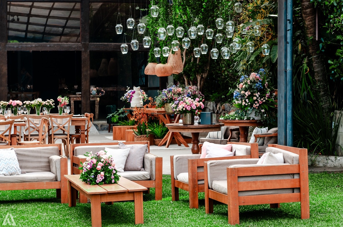 Wedding Casamento Buffet Making Off Decoração Cerimonialista Fotógrafo Vestido Noiva Noivo Camila Hoffmann Cerimonial Elimeire Assessoria de Evento Dani Vidal Vila Nova La Belle Maison Lena Buffet Casarão Penedo Diva Buffet Buquê Resende Penedo 