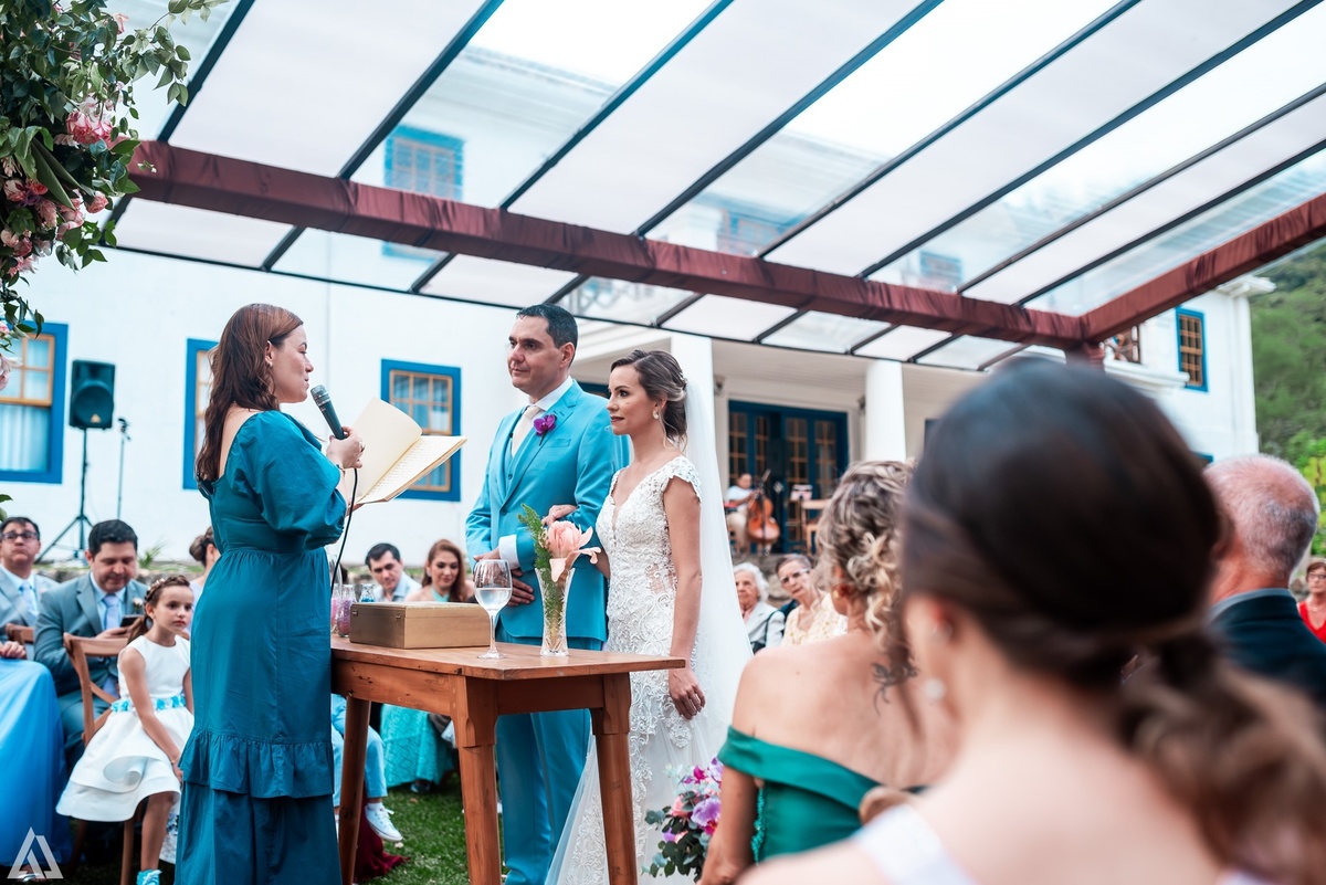 Wedding Casamento Buffet Making Off Decoração Cerimonialista Fotógrafo Vestido Noiva Noivo Camila Hoffmann Cerimonial Elimeire Assessoria de Evento Dani Vidal Vila Nova La Belle Maison Lena Buffet Casarão Penedo Diva Buffet Buquê Resende Penedo 