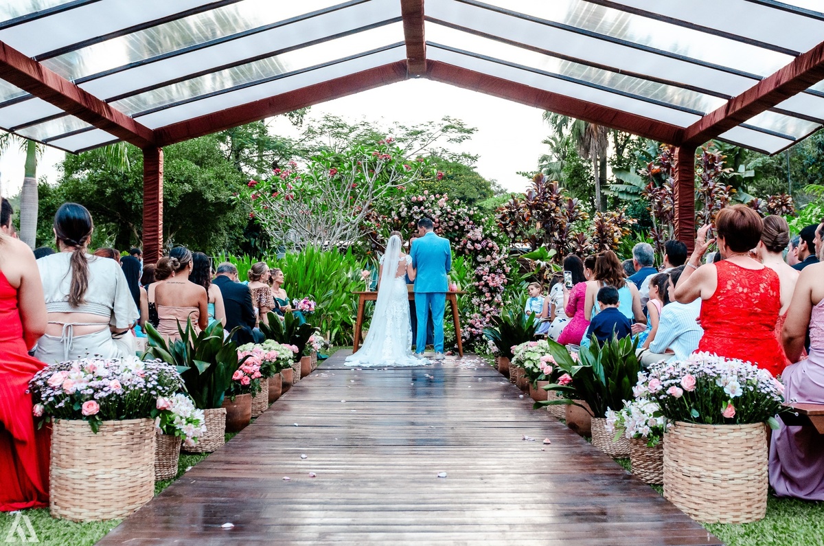 Wedding Casamento Buffet Making Off Decoração Cerimonialista Fotógrafo Vestido Noiva Noivo Camila Hoffmann Cerimonial Elimeire Assessoria de Evento Dani Vidal Vila Nova La Belle Maison Lena Buffet Casarão Penedo Diva Buffet Buquê Resende Penedo 