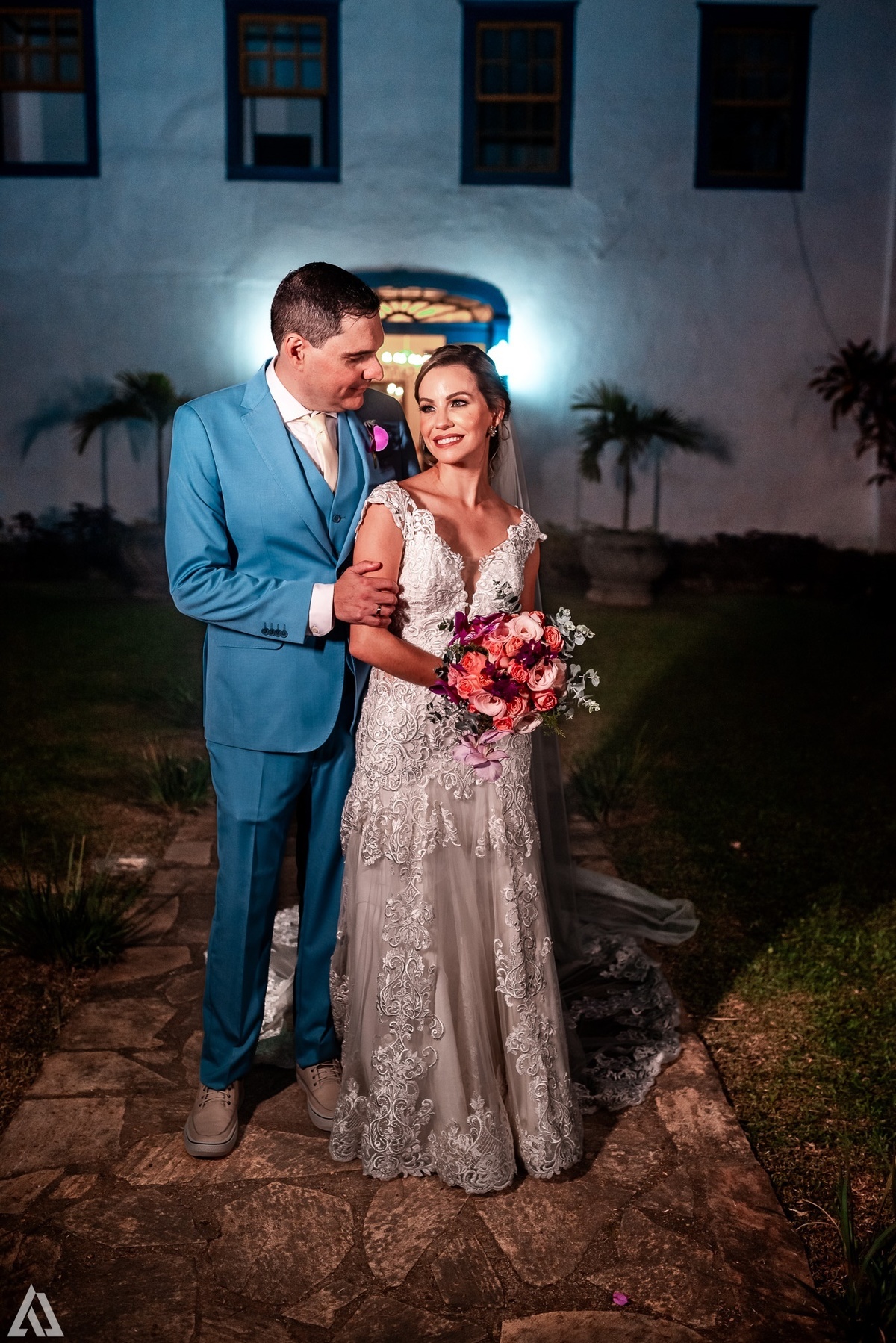 Wedding Casamento Buffet Making Off Decoração Cerimonialista Fotógrafo Vestido Noiva Noivo Camila Hoffmann Cerimonial Elimeire Assessoria de Evento Dani Vidal Vila Nova La Belle Maison Lena Buffet Casarão Penedo Diva Buffet Buquê Resende Penedo 