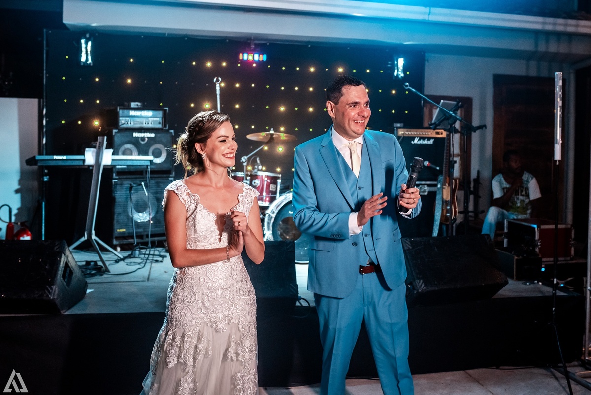 Wedding Casamento Buffet Making Off Decoração Cerimonialista Fotógrafo Vestido Noiva Noivo Camila Hoffmann Cerimonial Elimeire Assessoria de Evento Dani Vidal Vila Nova La Belle Maison Lena Buffet Casarão Penedo Diva Buffet Buquê Resende Penedo 