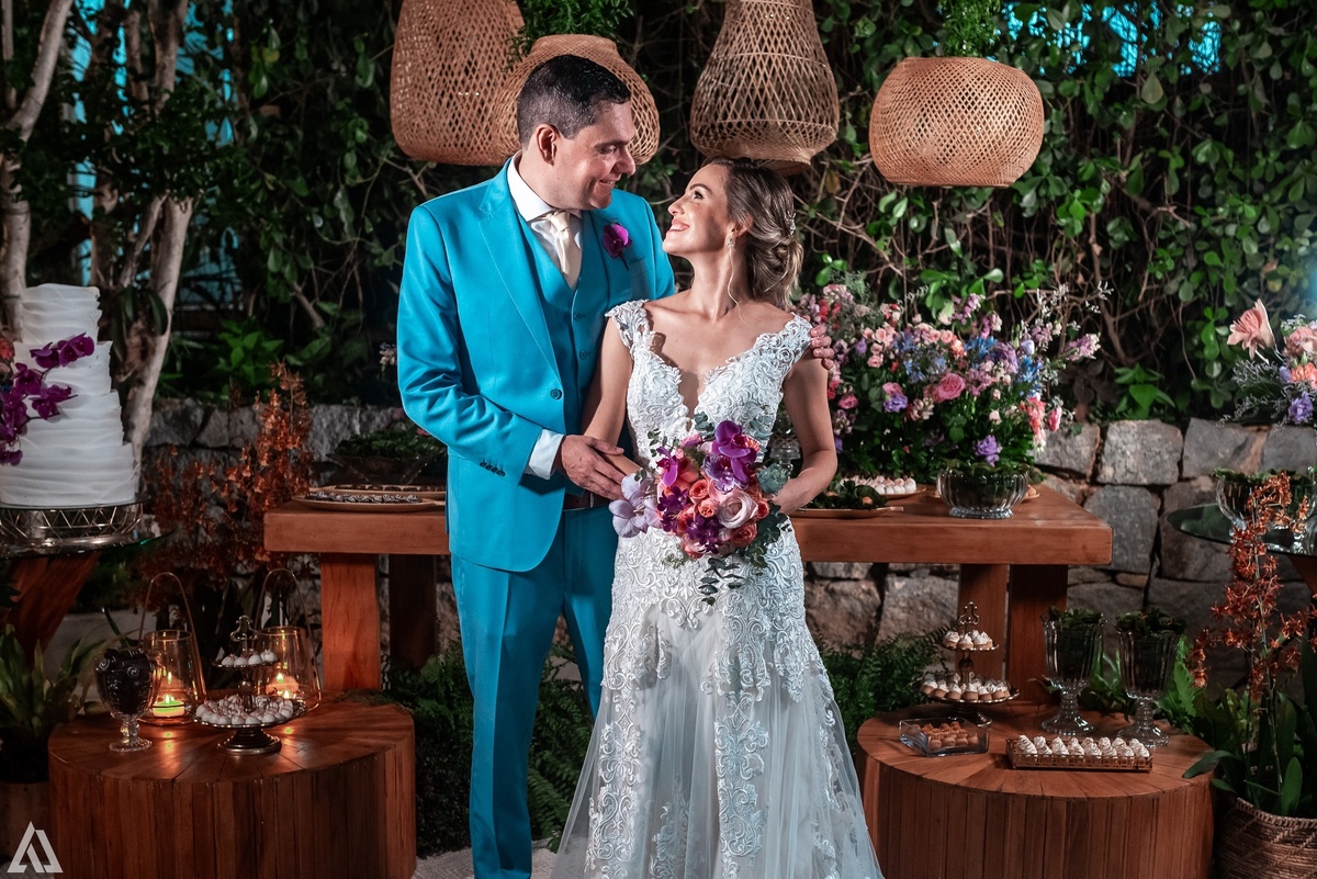 Wedding Casamento Buffet Making Off Decoração Cerimonialista Fotógrafo Vestido Noiva Noivo Camila Hoffmann Cerimonial Elimeire Assessoria de Evento Dani Vidal Vila Nova La Belle Maison Lena Buffet Casarão Penedo Diva Buffet Buquê Resende Penedo 