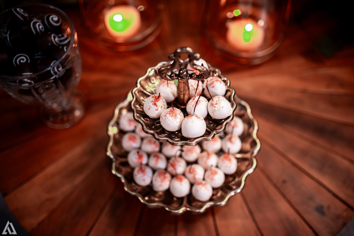 Wedding Casamento Buffet Making Off Decoração Cerimonialista Fotógrafo Vestido Noiva Noivo Camila Hoffmann Cerimonial Elimeire Assessoria de Evento Dani Vidal Vila Nova La Belle Maison Lena Buffet Casarão Penedo Diva Buffet Buquê Resende Penedo 