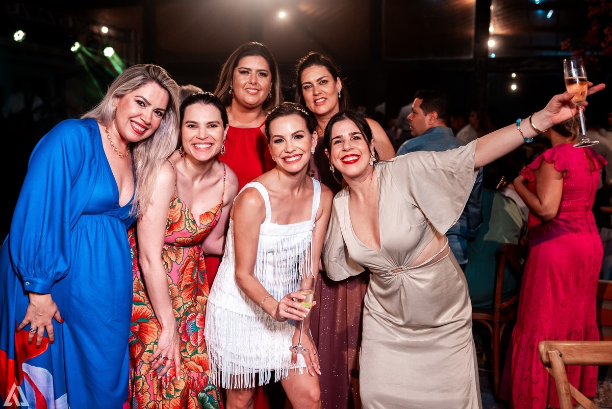 Wedding Casamento Buffet Making Off Decoração Cerimonialista Fotógrafo Vestido Noiva Noivo Camila Hoffmann Cerimonial Elimeire Assessoria de Evento Dani Vidal Vila Nova La Belle Maison Lena Buffet Casarão Penedo Diva Buffet Buquê Resende Penedo 