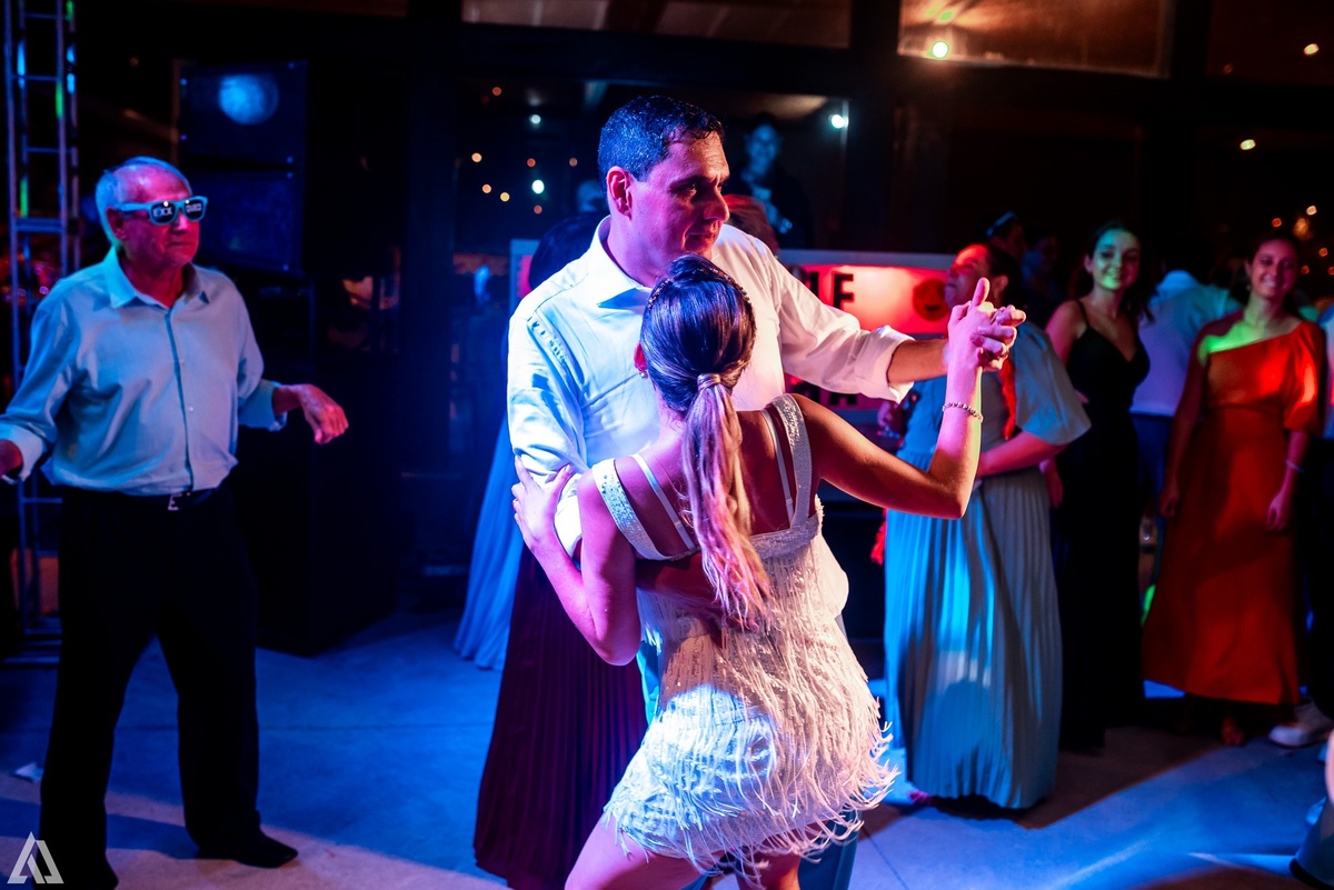 Wedding Casamento Buffet Making Off Decoração Cerimonialista Fotógrafo Vestido Noiva Noivo Camila Hoffmann Cerimonial Elimeire Assessoria de Evento Dani Vidal Vila Nova La Belle Maison Lena Buffet Casarão Penedo Diva Buffet Buquê Resende Penedo 