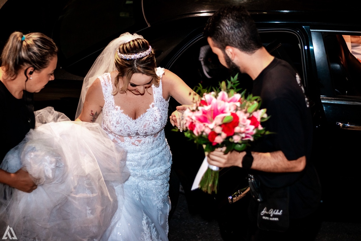 Wedding Casamento Buffet Making Off Decoração Cerimonialista Fotógrafo Vestido Noiva Noivo Camila Hoffmann Cerimonial Elimeire Assessoria de Evento Dani Vidal Vila Nova La Belle Maison Lena Buffet Casarão Penedo Diva Buffet Buquê Resende Penedo 