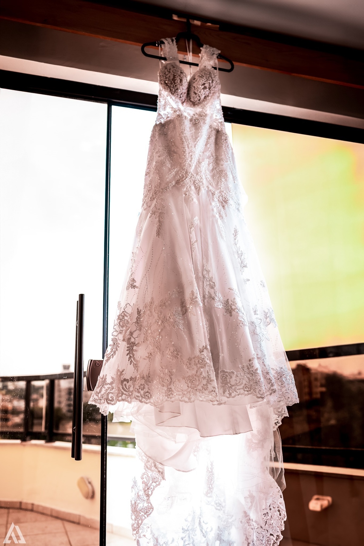 Wedding Casamento Buffet Making Off Decoração Cerimonialista Fotógrafo Vestido Noiva Noivo Camila Hoffmann Cerimonial Elimeire Assessoria de Evento Dani Vidal Vila Nova La Belle Maison Lena Buffet Casarão Penedo Diva Buffet Buquê Resende Penedo 