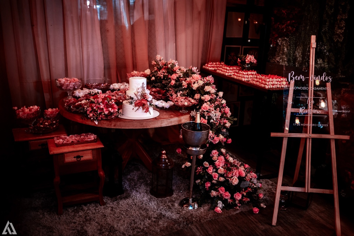 Wedding Casamento Buffet Making Off Decoração Cerimonialista Fotógrafo Vestido Noiva Noivo Camila Hoffmann Cerimonial Elimeire Assessoria de Evento Dani Vidal Vila Nova La Belle Maison Lena Buffet Casarão Penedo Diva Buffet Buquê Resende Penedo 