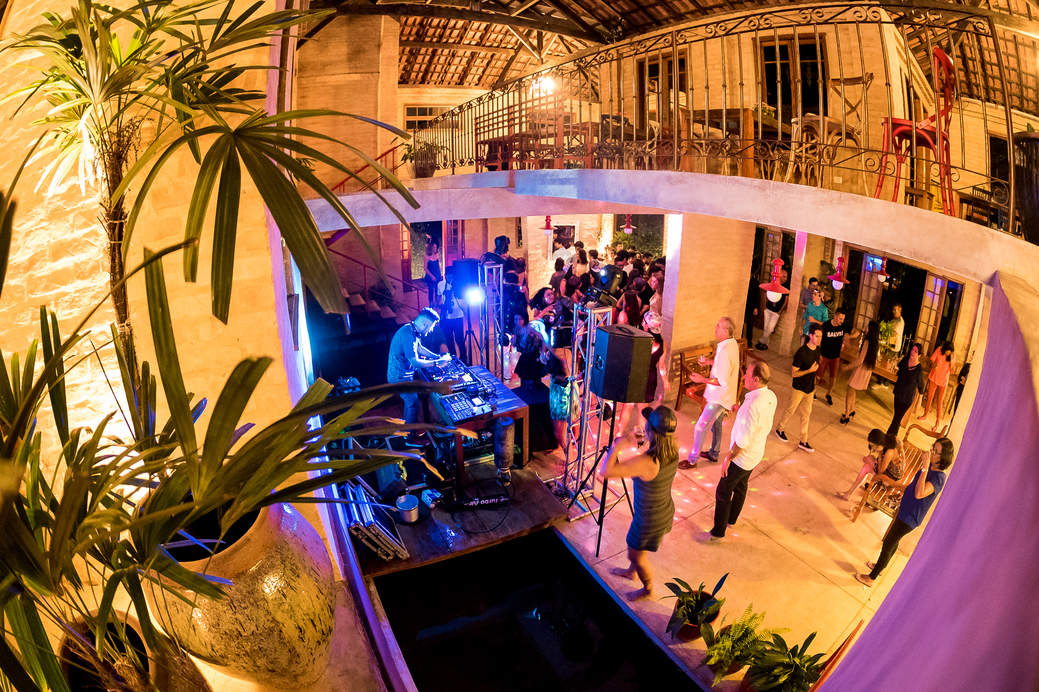 Alex Jardim Fotografia Fotógrafo Festa 15 Anos Debutante Resende Itatiaia Penedo Porto Real Quatis Barra Mansa Volta Redonda