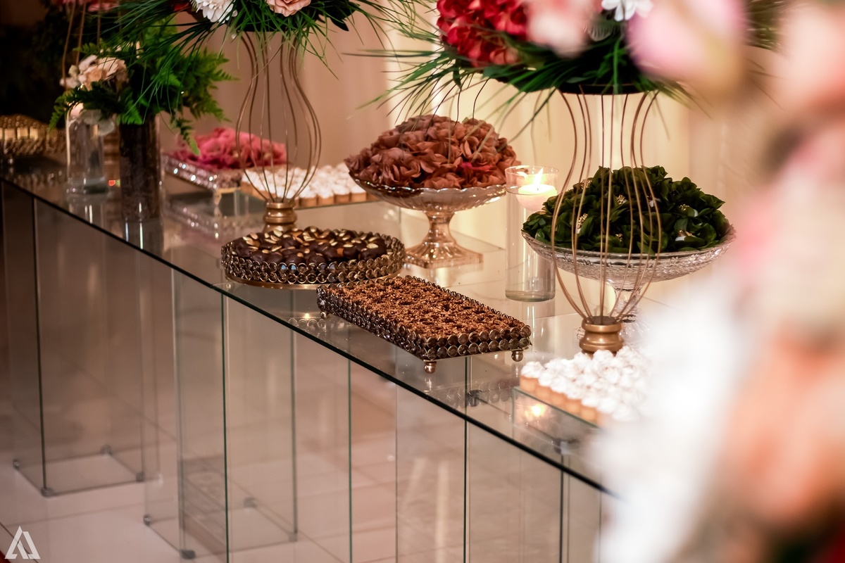 Wedding Casamento Buffet Making Off Decoração Cerimonialista Fotógrafo Vestido Noiva Noivo Camila Hoffmann Cerimonial Elimeire Assessoria de Evento Dani Vidal Vila Nova La Belle Maison Lena Buffet Casarão Penedo Diva Buffet Buquê Resende Penedo 