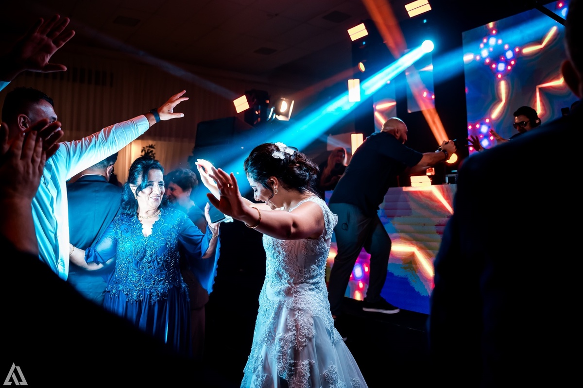 Wedding Casamento Buffet Making Off Decoração Cerimonialista Fotógrafo Vestido Noiva Noivo Camila Hoffmann Cerimonial Elimeire Assessoria de Evento Dani Vidal Vila Nova La Belle Maison Lena Buffet Casarão Penedo Diva Buffet Buquê Resende Penedo 