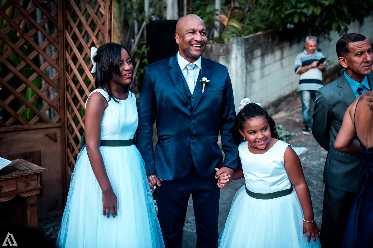 Wedding Casamento Buffet Making Off Decoração Cerimonialista Fotógrafo Vestido Noiva Noivo Camila Hoffmann Cerimonial Elimeire Assessoria de Evento Dani Vidal Vila Nova La Belle Maison Lena Buffet Casarão Penedo Diva Buffet Buquê Resende Penedo 