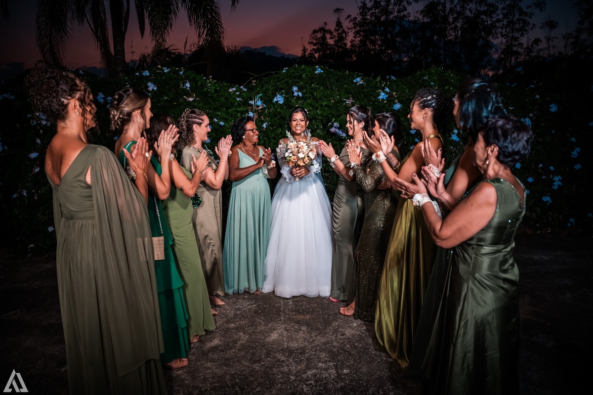 Wedding Casamento Buffet Making Off Decoração Cerimonialista Fotógrafo Vestido Noiva Noivo Camila Hoffmann Cerimonial Elimeire Assessoria de Evento Dani Vidal Vila Nova La Belle Maison Lena Buffet Casarão Penedo Diva Buffet Buquê Resende Penedo 