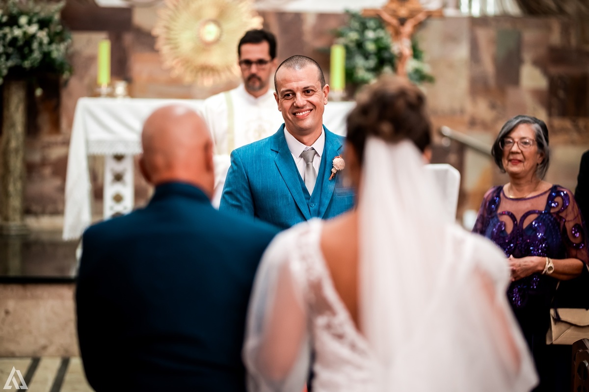 Wedding Casamento Buffet Making Off Decoração Cerimonialista Fotógrafo Vestido Noiva Noivo Camila Hoffmann Cerimonial Elimeire Assessoria de Evento Dani Vidal Vila Nova La Belle Maison Lena Buffet Casarão Penedo Diva Buffet Buquê Resende Penedo 