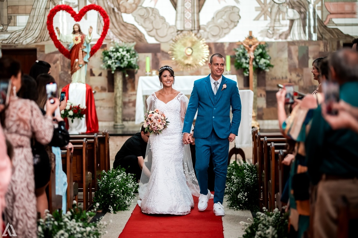 Wedding Casamento Buffet Making Off Decoração Cerimonialista Fotógrafo Vestido Noiva Noivo Camila Hoffmann Cerimonial Elimeire Assessoria de Evento Dani Vidal Vila Nova La Belle Maison Lena Buffet Casarão Penedo Diva Buffet Buquê Resende Penedo 