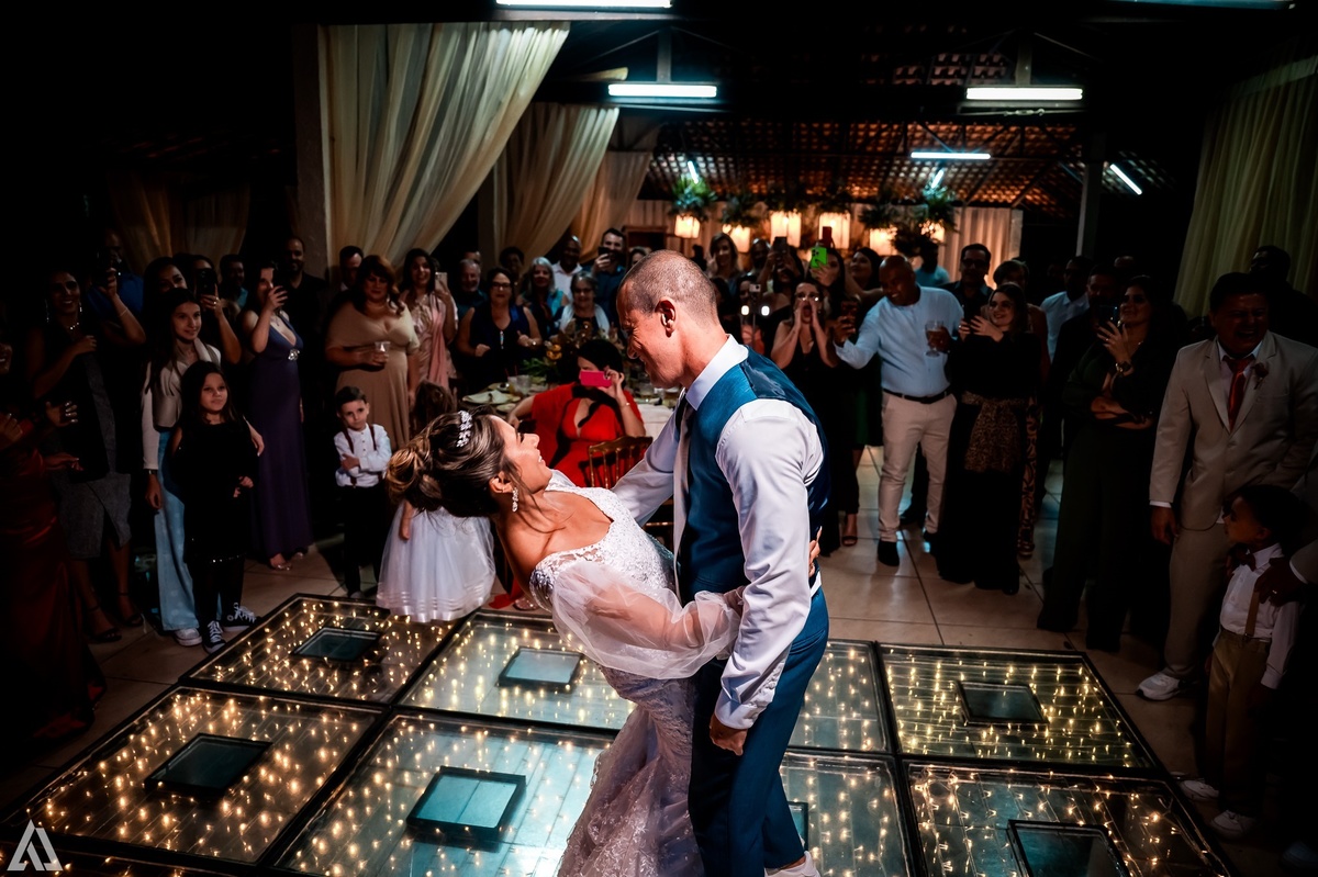 Wedding Casamento Buffet Making Off Decoração Cerimonialista Fotógrafo Vestido Noiva Noivo Camila Hoffmann Cerimonial Elimeire Assessoria de Evento Dani Vidal Vila Nova La Belle Maison Lena Buffet Casarão Penedo Diva Buffet Buquê Resende Penedo 