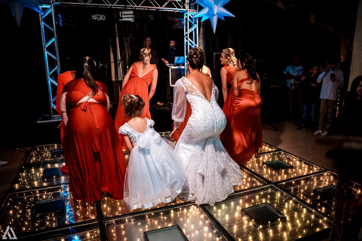 Wedding Casamento Buffet Making Off Decoração Cerimonialista Fotógrafo Vestido Noiva Noivo Camila Hoffmann Cerimonial Elimeire Assessoria de Evento Dani Vidal Vila Nova La Belle Maison Lena Buffet Casarão Penedo Diva Buffet Buquê Resende Penedo 