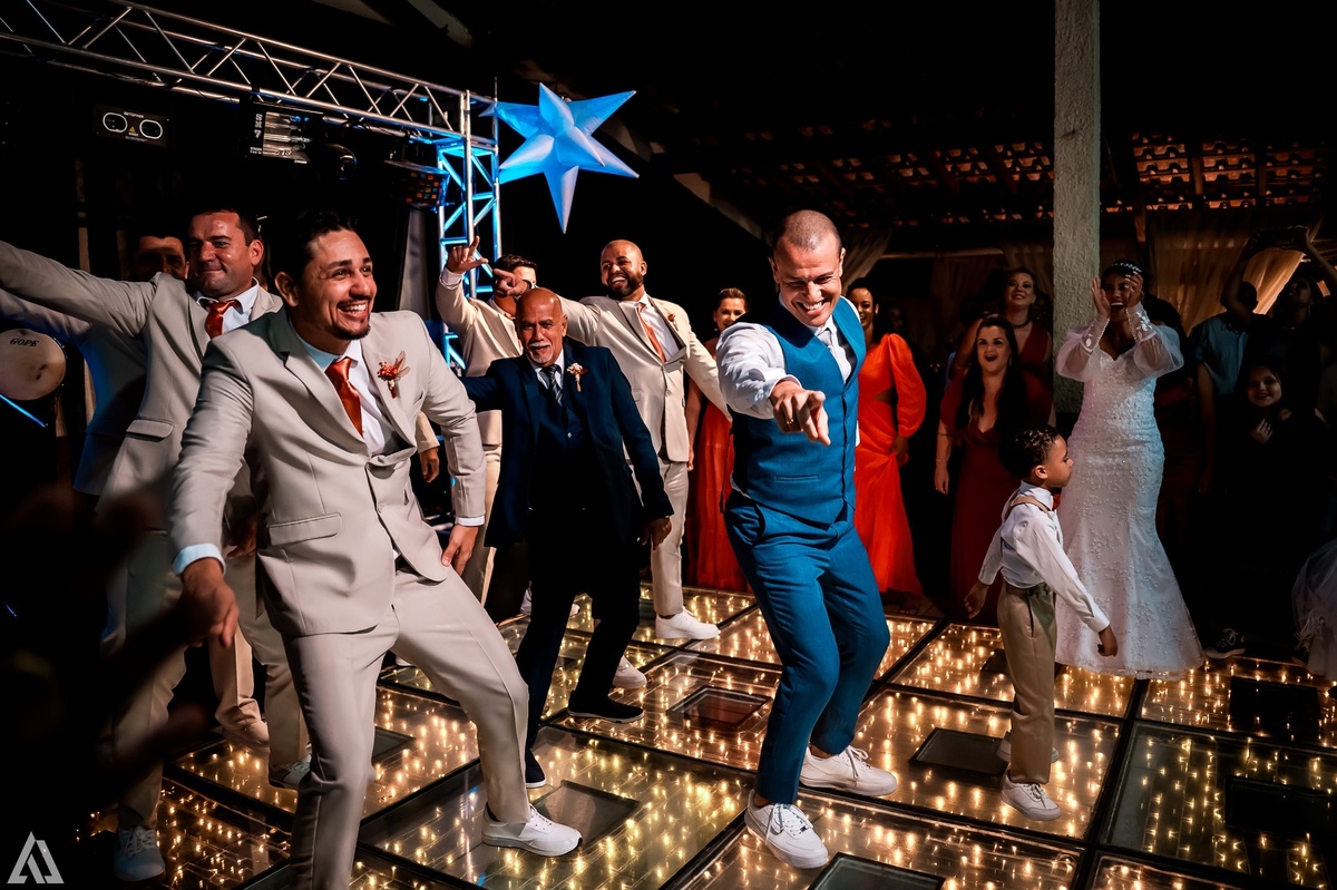 Wedding Casamento Buffet Making Off Decoração Cerimonialista Fotógrafo Vestido Noiva Noivo Camila Hoffmann Cerimonial Elimeire Assessoria de Evento Dani Vidal Vila Nova La Belle Maison Lena Buffet Casarão Penedo Diva Buffet Buquê Resende Penedo 