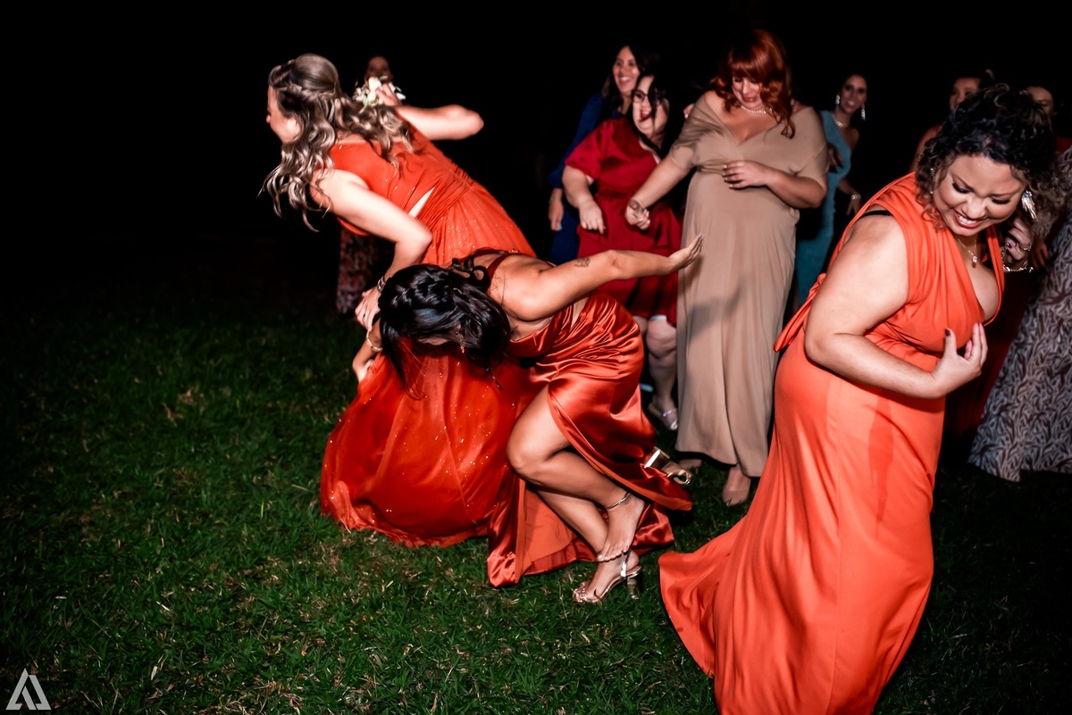 Wedding Casamento Buffet Making Off Decoração Cerimonialista Fotógrafo Vestido Noiva Noivo Camila Hoffmann Cerimonial Elimeire Assessoria de Evento Dani Vidal Vila Nova La Belle Maison Lena Buffet Casarão Penedo Diva Buffet Buquê Resende Penedo 