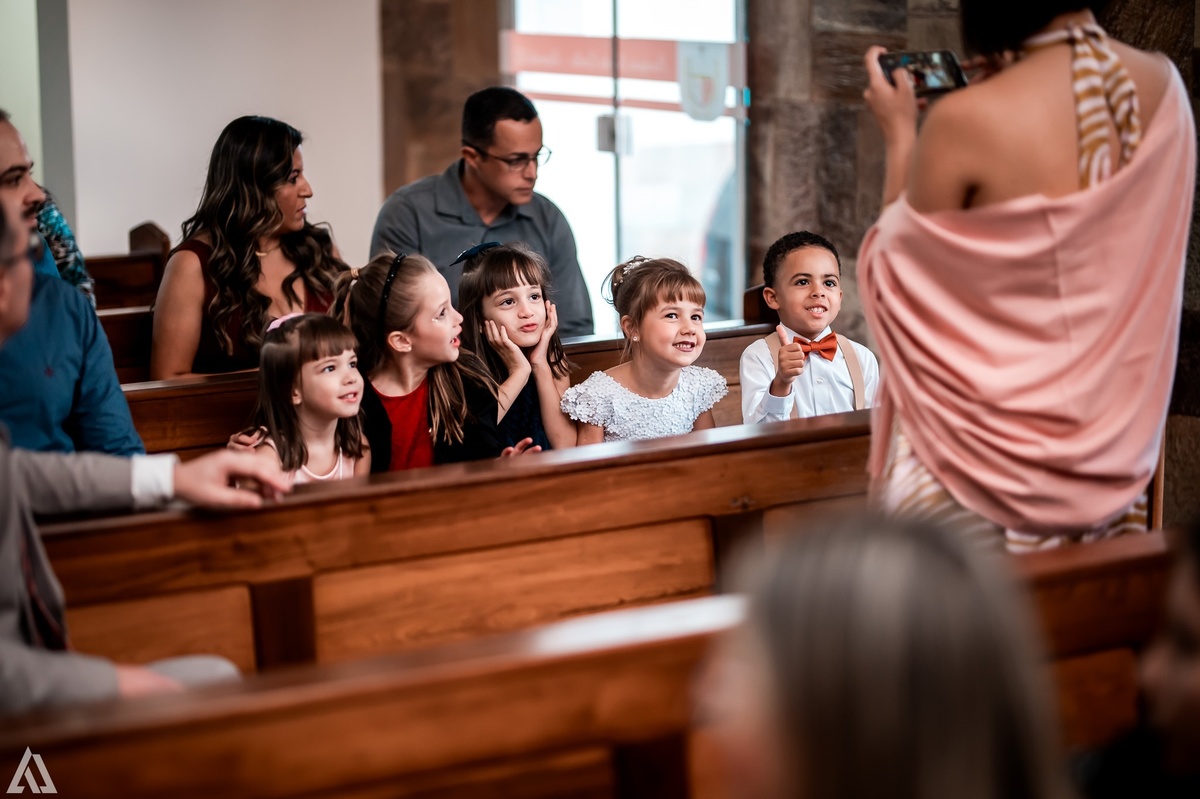 Wedding Casamento Buffet Making Off Decoração Cerimonialista Fotógrafo Vestido Noiva Noivo Camila Hoffmann Cerimonial Elimeire Assessoria de Evento Dani Vidal Vila Nova La Belle Maison Lena Buffet Casarão Penedo Diva Buffet Buquê Resende Penedo 