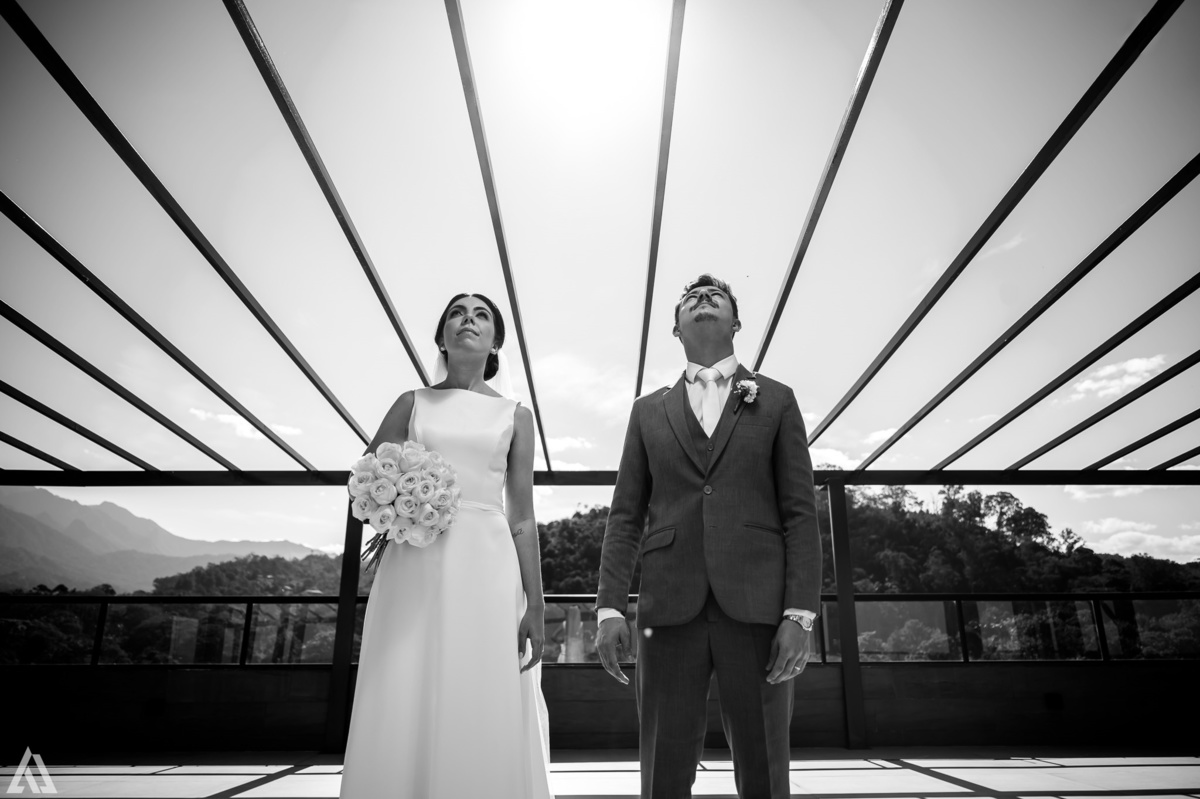 Wedding Casamento Buffet Making Off Decoração Cerimonialista Fotógrafo Vestido Noiva Noivo Camila Hoffmann Cerimonial Elimeire Assessoria de Evento Dani Vidal Vila Nova La Belle Maison Lena Buffet Casarão Penedo Diva Buffet Buquê Resende Penedo 