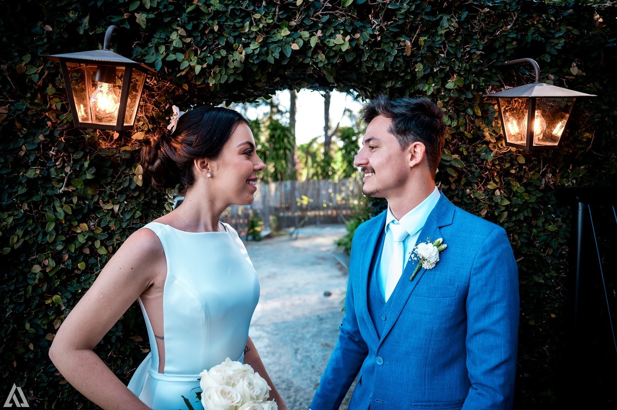 Wedding Casamento Buffet Making Off Decoração Cerimonialista Fotógrafo Vestido Noiva Noivo Camila Hoffmann Cerimonial Elimeire Assessoria de Evento Dani Vidal Vila Nova La Belle Maison Lena Buffet Casarão Penedo Diva Buffet Buquê Resende Penedo 