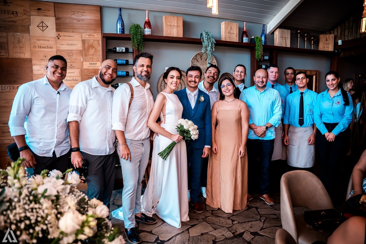 Wedding Casamento Buffet Making Off Decoração Cerimonialista Fotógrafo Vestido Noiva Noivo Camila Hoffmann Cerimonial Elimeire Assessoria de Evento Dani Vidal Vila Nova La Belle Maison Lena Buffet Casarão Penedo Diva Buffet Buquê Resende Penedo 