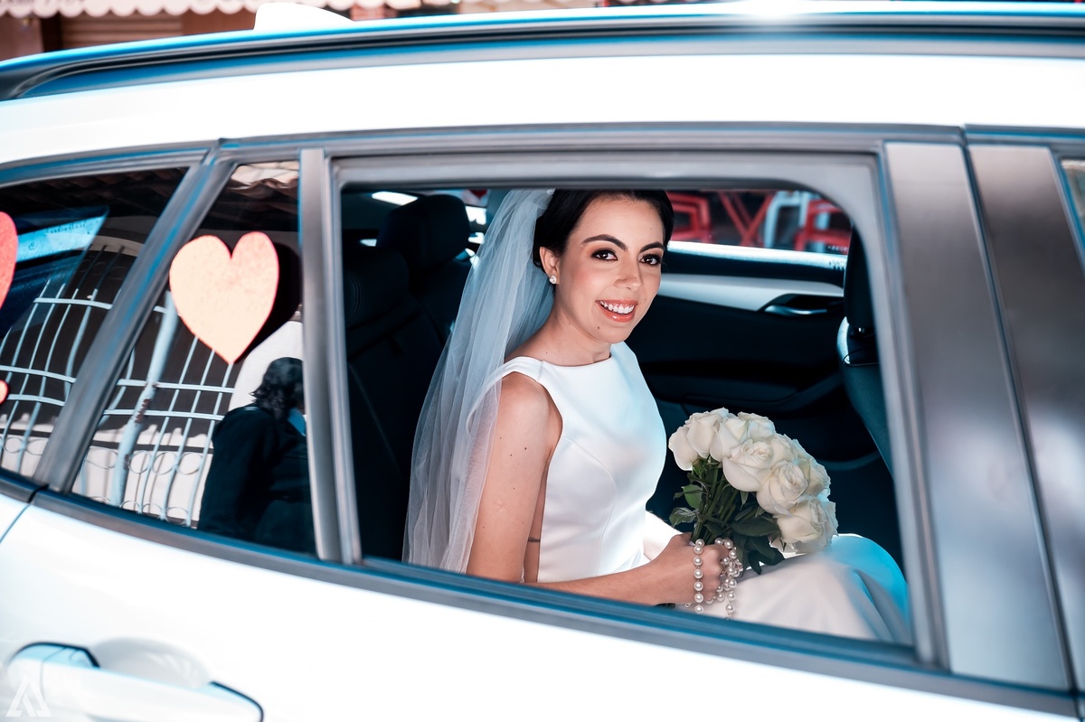 Wedding Casamento Buffet Making Off Decoração Cerimonialista Fotógrafo Vestido Noiva Noivo Camila Hoffmann Cerimonial Elimeire Assessoria de Evento Dani Vidal Vila Nova La Belle Maison Lena Buffet Casarão Penedo Diva Buffet Buquê Resende Penedo 