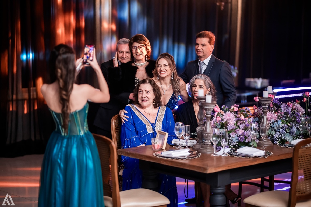 Ensaio Festa Book Teen Debutante 15 Anos Alex Jardim Fotografia Fotógrafo Makink Off Resende Itatiaia Penedo Porto Real Quatis Barra Mansa Volta Redonda Lena Buffet La Belle Maison Estela Dani Vidal Elimeire Laurino Camila Hoffmann Cerimonial Maquiadora