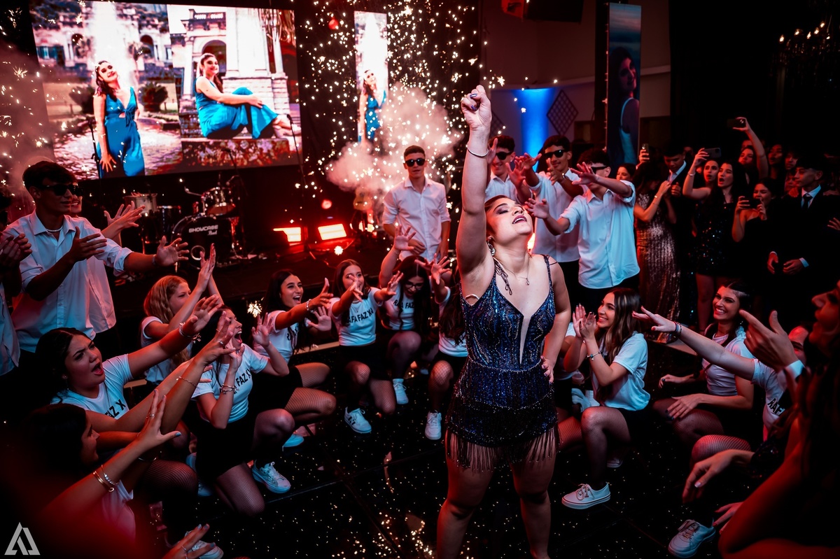 Ensaio Festa Book Teen Debutante 15 Anos Alex Jardim Fotografia Fotógrafo Makink Off Resende Itatiaia Penedo Porto Real Quatis Barra Mansa Volta Redonda Lena Buffet La Belle Maison Estela Dani Vidal Elimeire Laurino Camila Hoffmann Cerimonial Maquiadora