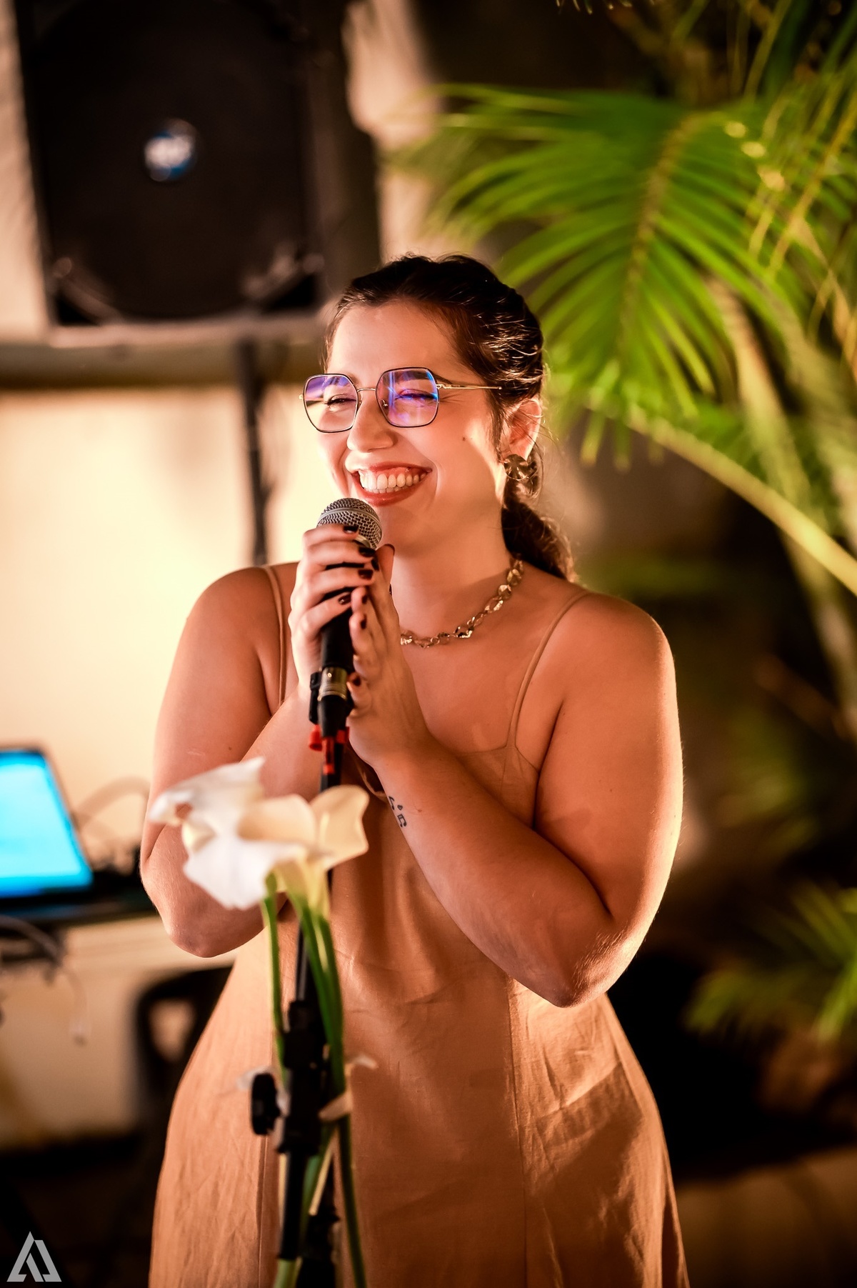 Wedding Casamento Buffet Making Off Decoração Cerimonialista Fotógrafo Vestido Noiva Noivo Camila Hoffmann Cerimonial Elimeire Assessoria de Evento Dani Vidal Vila Nova La Belle Maison Lena Buffet Casarão Penedo Diva Buffet Buquê Resende Penedo 