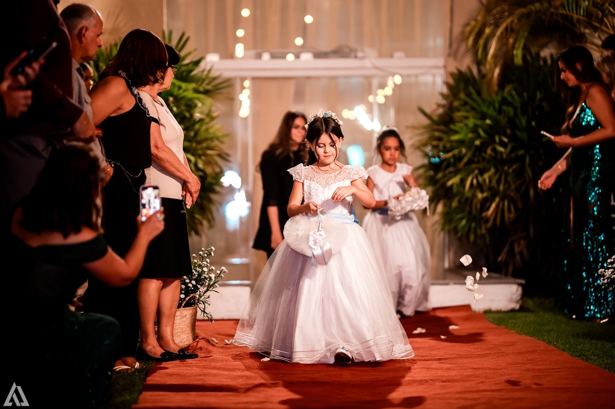 Wedding Casamento Buffet Making Off Decoração Cerimonialista Fotógrafo Vestido Noiva Noivo Camila Hoffmann Cerimonial Elimeire Assessoria de Evento Dani Vidal Vila Nova La Belle Maison Lena Buffet Casarão Penedo Diva Buffet Buquê Resende Penedo 