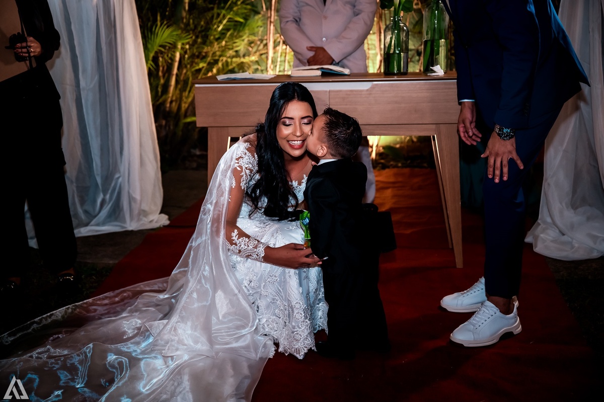 Wedding Casamento Buffet Making Off Decoração Cerimonialista Fotógrafo Vestido Noiva Noivo Camila Hoffmann Cerimonial Elimeire Assessoria de Evento Dani Vidal Vila Nova La Belle Maison Lena Buffet Casarão Penedo Diva Buffet Buquê Resende Penedo 