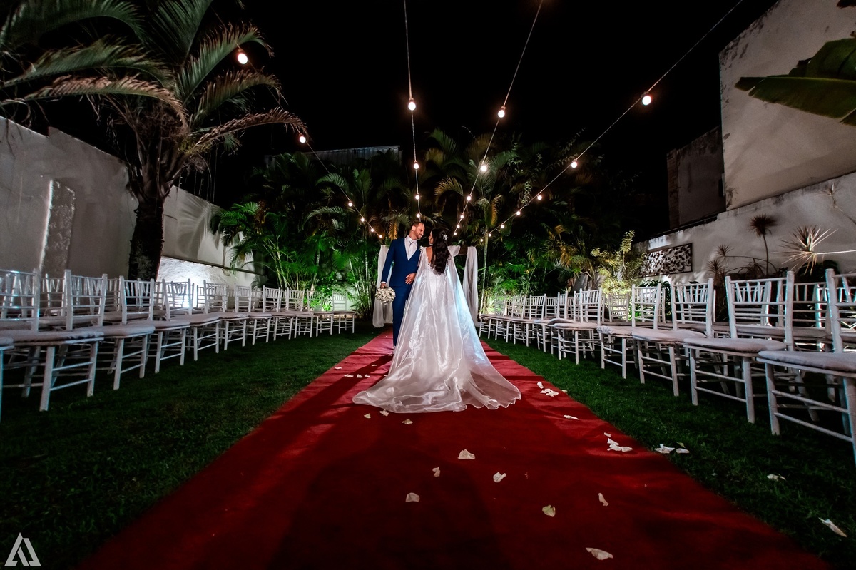 Wedding Casamento Buffet Making Off Decoração Cerimonialista Fotógrafo Vestido Noiva Noivo Camila Hoffmann Cerimonial Elimeire Assessoria de Evento Dani Vidal Vila Nova La Belle Maison Lena Buffet Casarão Penedo Diva Buffet Buquê Resende Penedo 