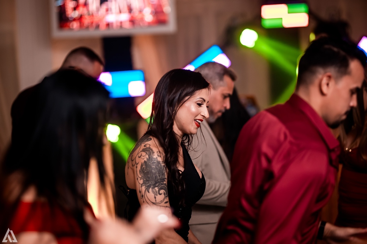 Wedding Casamento Buffet Making Off Decoração Cerimonialista Fotógrafo Vestido Noiva Noivo Camila Hoffmann Cerimonial Elimeire Assessoria de Evento Dani Vidal Vila Nova La Belle Maison Lena Buffet Casarão Penedo Diva Buffet Buquê Resende Penedo 