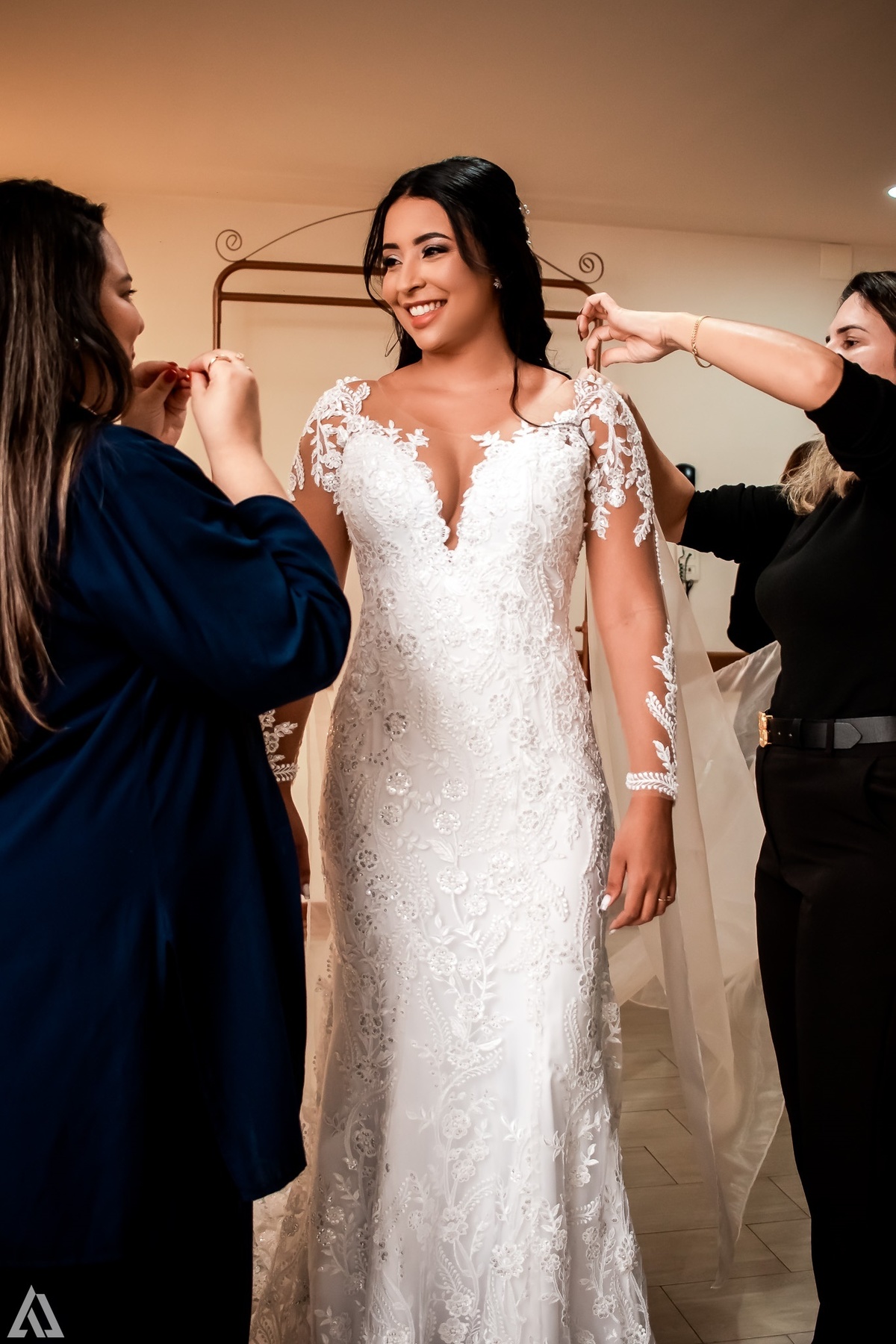 Wedding Casamento Buffet Making Off Decoração Cerimonialista Fotógrafo Vestido Noiva Noivo Camila Hoffmann Cerimonial Elimeire Assessoria de Evento Dani Vidal Vila Nova La Belle Maison Lena Buffet Casarão Penedo Diva Buffet Buquê Resende Penedo 