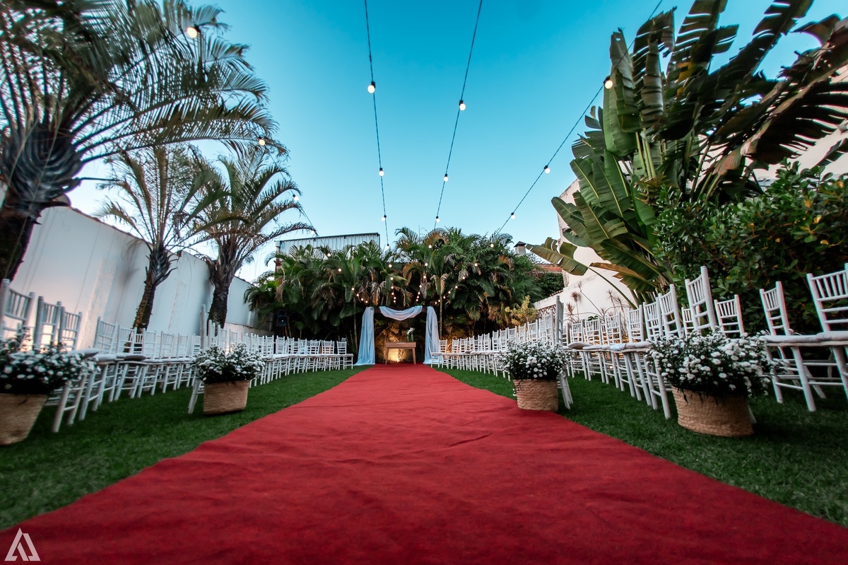 Wedding Casamento Buffet Making Off Decoração Cerimonialista Fotógrafo Vestido Noiva Noivo Camila Hoffmann Cerimonial Elimeire Assessoria de Evento Dani Vidal Vila Nova La Belle Maison Lena Buffet Casarão Penedo Diva Buffet Buquê Resende Penedo 