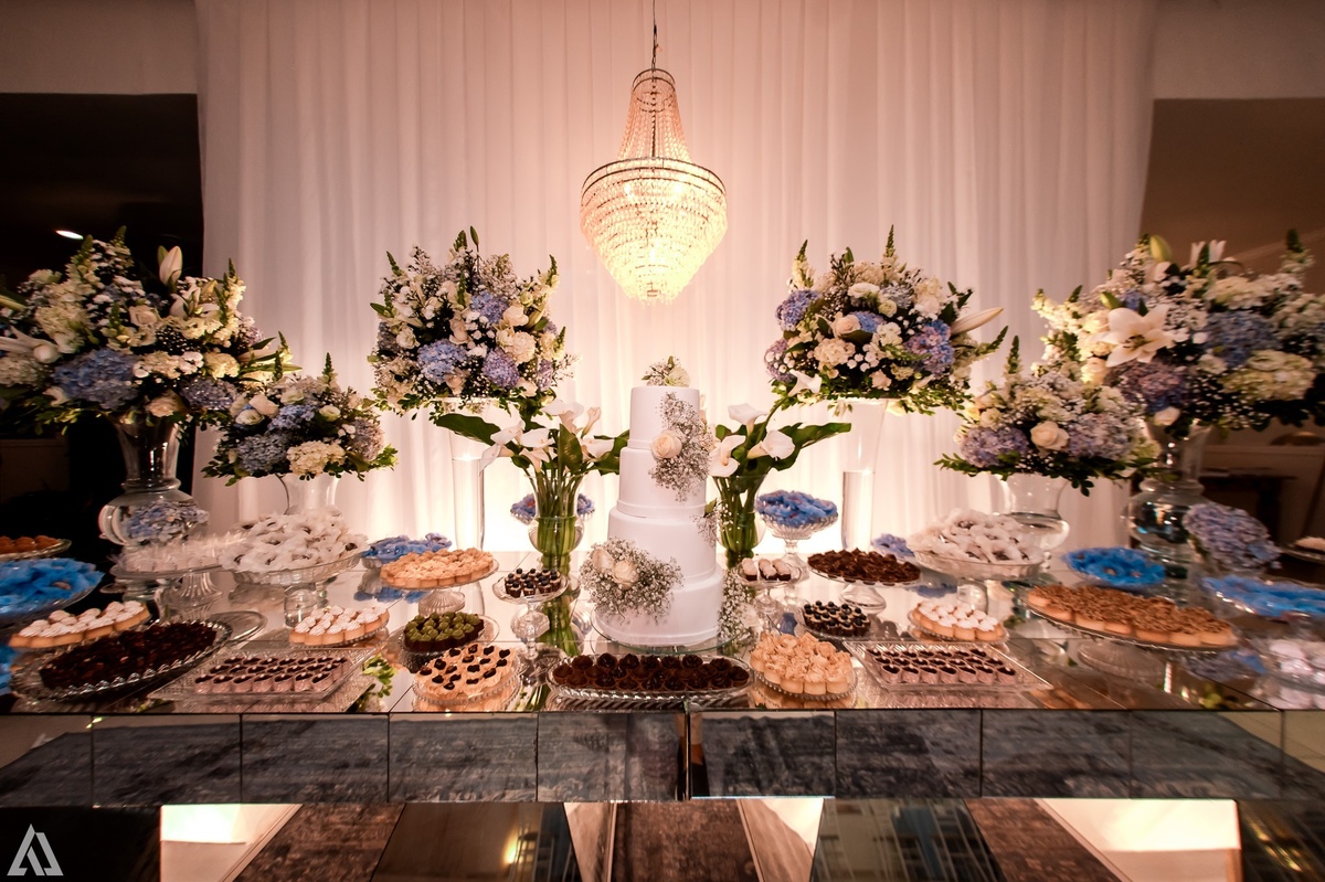 Wedding Casamento Buffet Making Off Decoração Cerimonialista Fotógrafo Vestido Noiva Noivo Camila Hoffmann Cerimonial Elimeire Assessoria de Evento Dani Vidal Vila Nova La Belle Maison Lena Buffet Casarão Penedo Diva Buffet Buquê Resende Penedo 