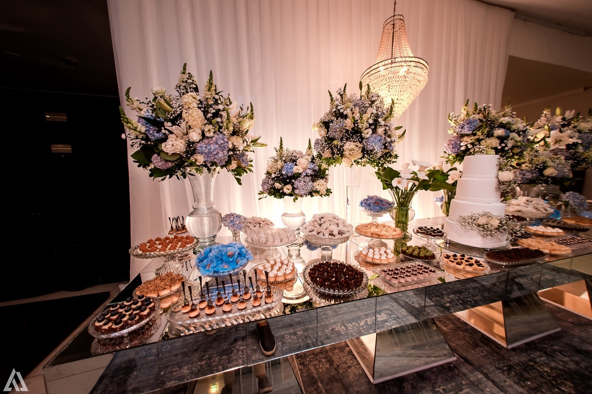 Wedding Casamento Buffet Making Off Decoração Cerimonialista Fotógrafo Vestido Noiva Noivo Camila Hoffmann Cerimonial Elimeire Assessoria de Evento Dani Vidal Vila Nova La Belle Maison Lena Buffet Casarão Penedo Diva Buffet Buquê Resende Penedo 